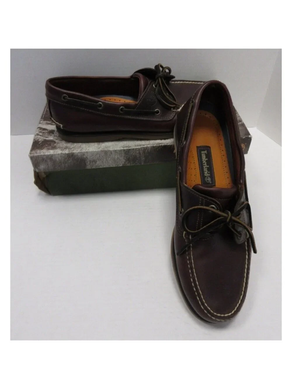Timberland Boat Shoes 11.5 2 Eye Loafer Leather Moccasin 25077 w/ Box